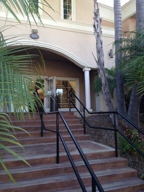 Building Photo - 54TH ST - Beautiful 1/1 Condo w Patio, Sta...