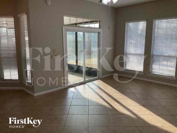 Building Photo - 12325 Apple Leaf Dr