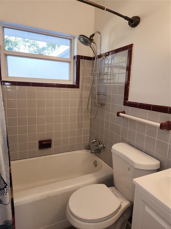 Building Photo - 957 47th St