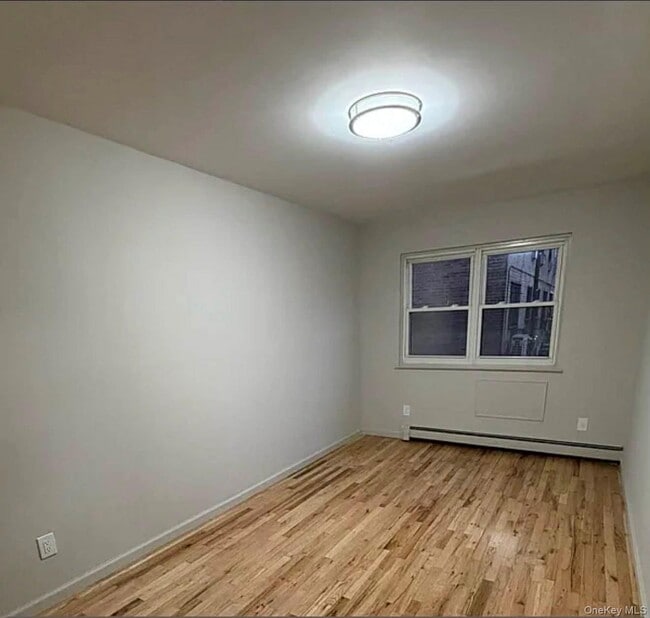 Building Photo - 78-07 24th Ave