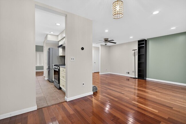 Building Photo - 34 Jeffrey Cir