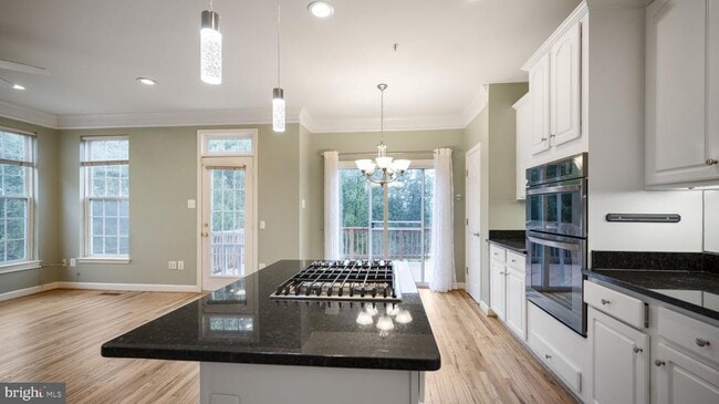 Building Photo - 13650 Mills Farm Rd