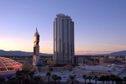 Building Photo - Gorgeous Studio in the Allure High Rise !!!