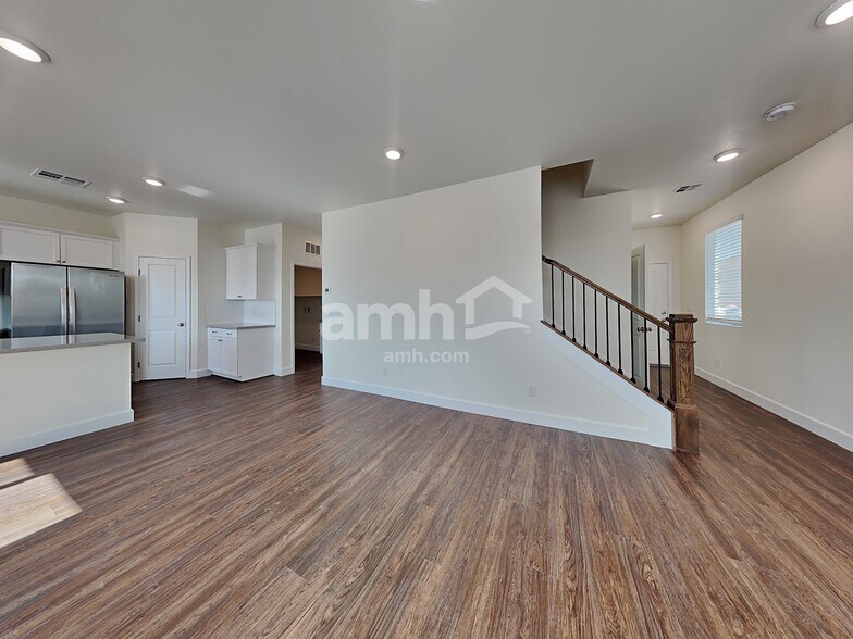 Building Photo - 6110 Theodore St