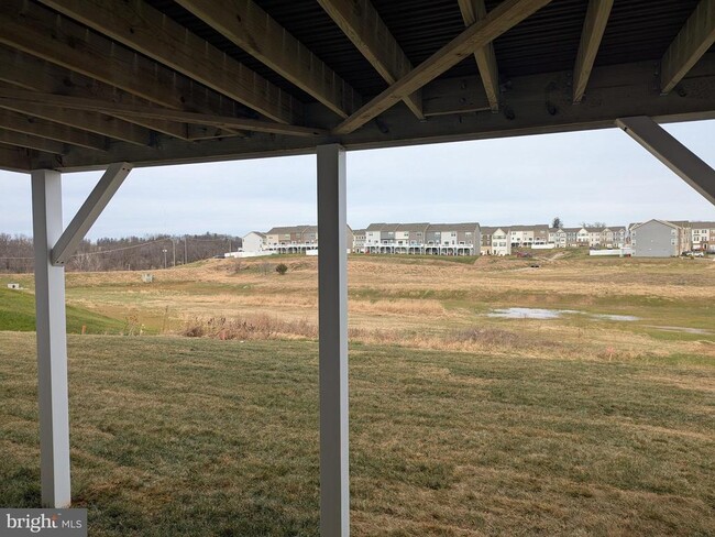 Building Photo - 513 Seeback Dr