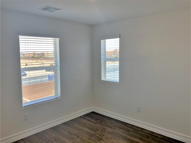 Building Photo - 5872 Petronius St