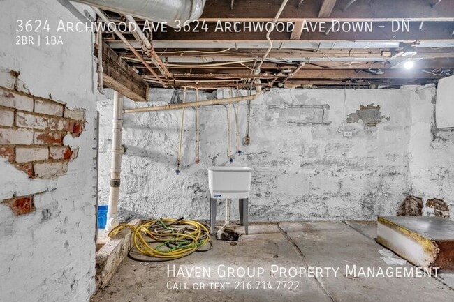 Building Photo - 3624 Archwood Ave