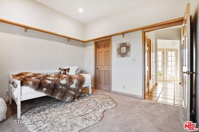 Building Photo - 19 Ranchero Rd