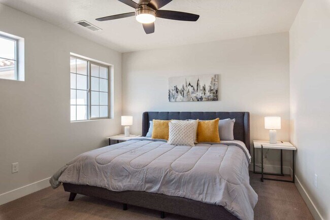 Building Photo - Modern 3-Bedroom, 2-Bathroom Home in Escondido at Sienna Hills
