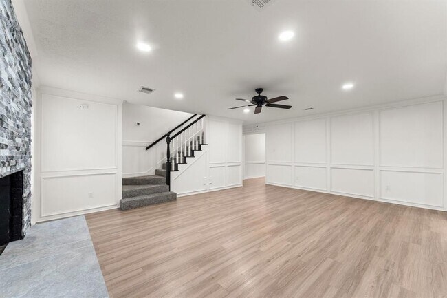 Building Photo - 14826 N Eldridge Pkwy
