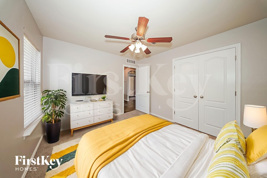 Building Photo - 1108 SW 158th St