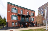 Building Photo - 4326 S Calumet Ave
