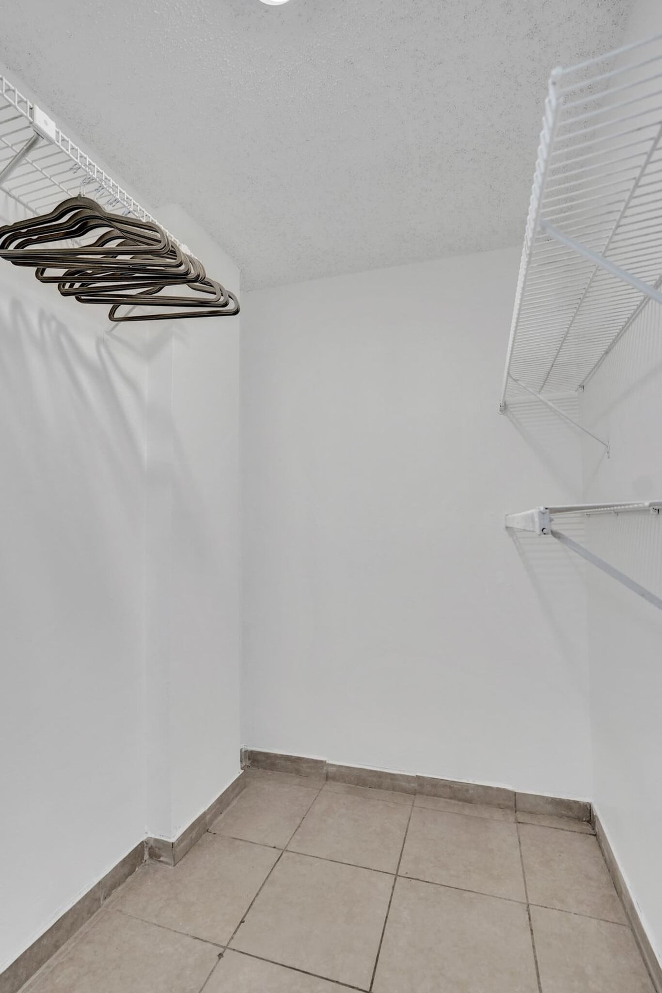 Building Photo - 777 NW 155th Ln