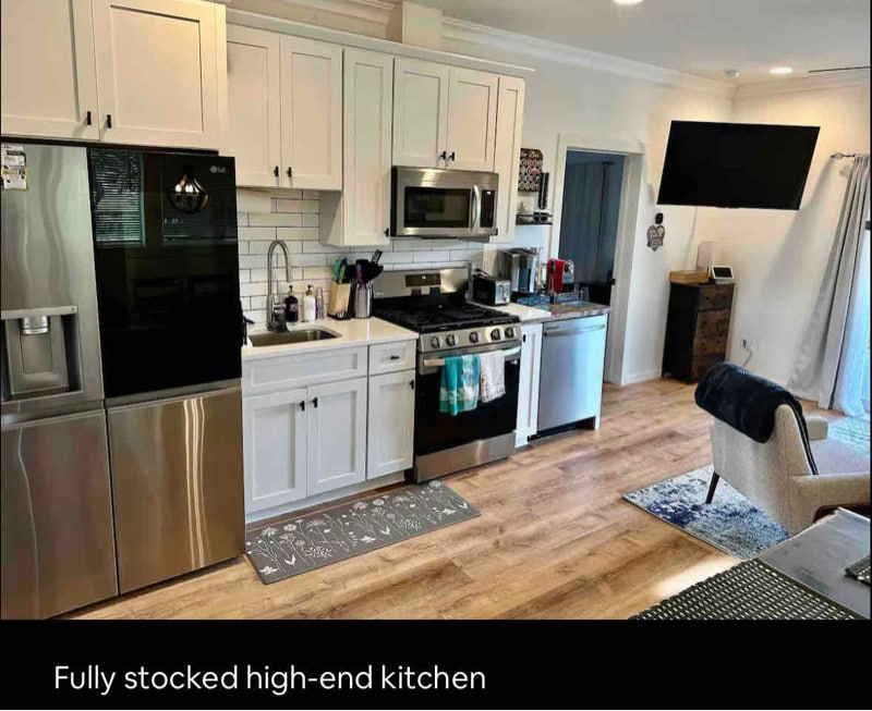 Building Photo - 17 Manley Ln