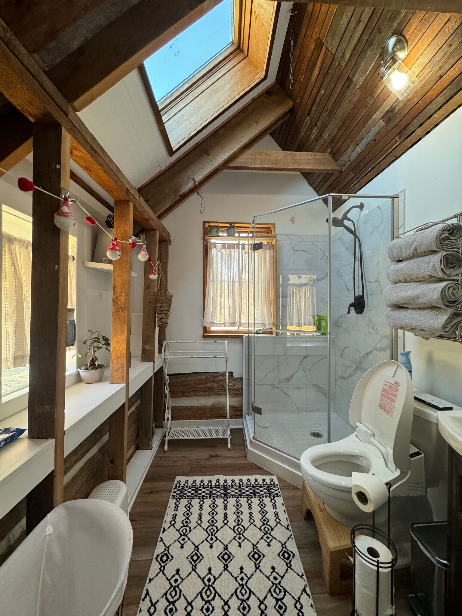 Building Photo - 1608 Laurel Grove Rd