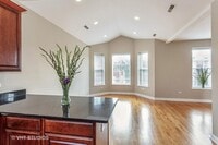 Building Photo - 4936 S Champlain Ave