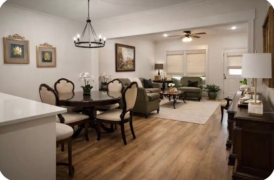 Building Photo - 37071 Woodbine Ct