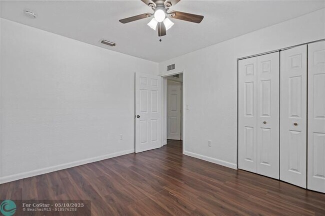 Building Photo - 323 NW 97th St