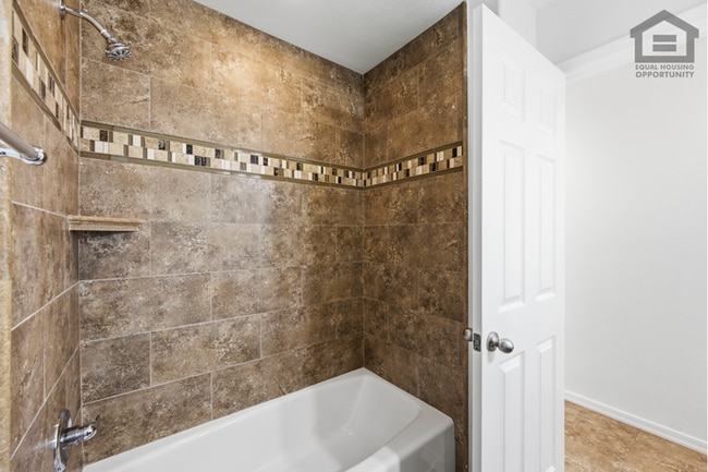 Building Photo - 4Bed/2Bath House at 59th Ave/Cactus Rd! Ready for Immediate Move-In! – NO HOA!