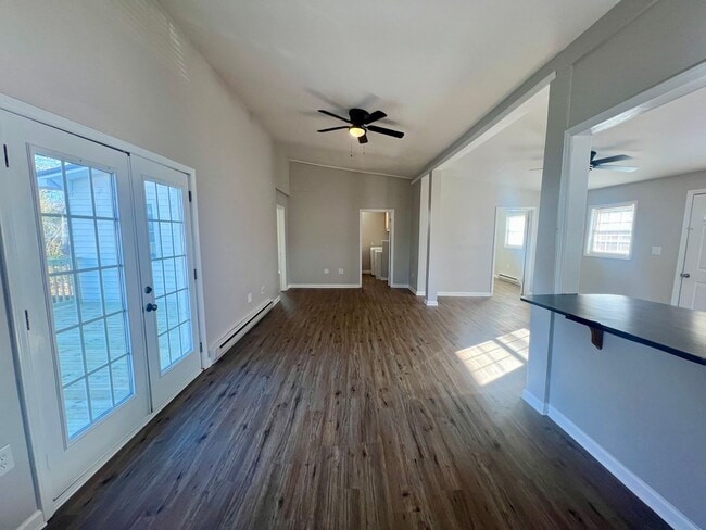 Building Photo - The Home You’ve Been Searching For!