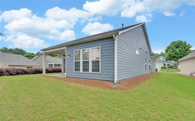 Building Photo - 6218 Azalea Way