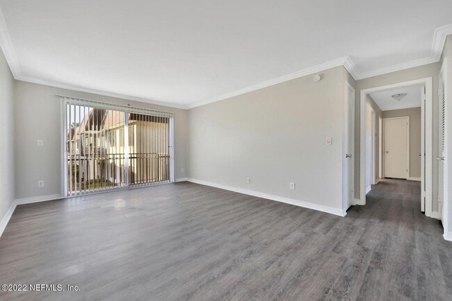 Building Photo - 7346 El Barco Rd