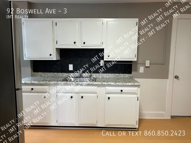 Building Photo - 92 Boswell Ave