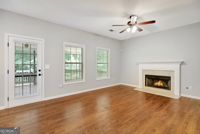 Building Photo - 75 Rock Mill Ct