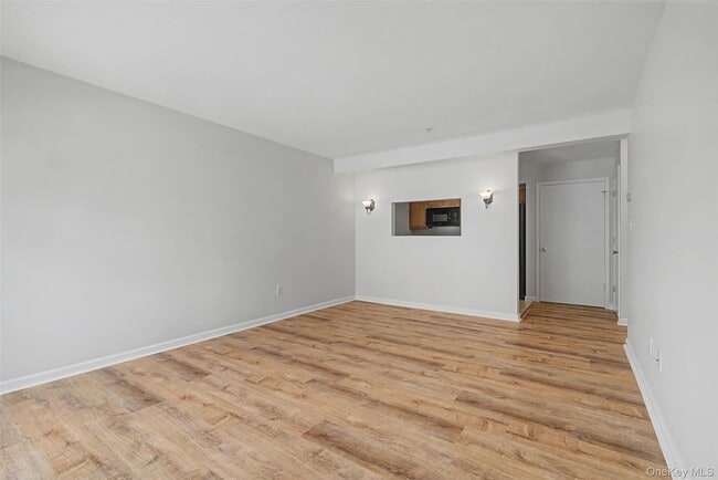 Building Photo - 261 Ruth Ct