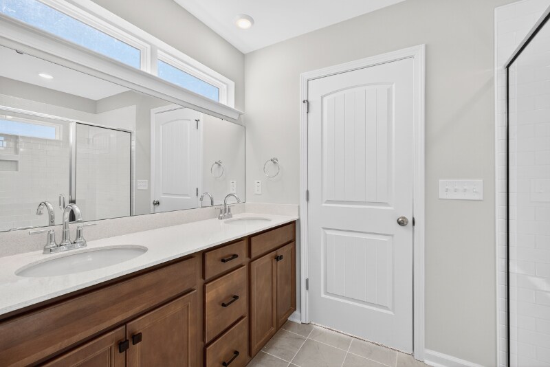 Building Photo - 315 Chesapeake Cmns St