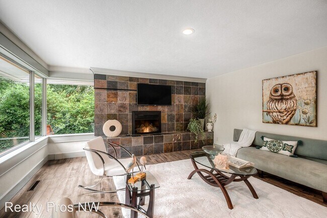 Building Photo - 3 br, 2 bath House - 2859 140th Ave NE