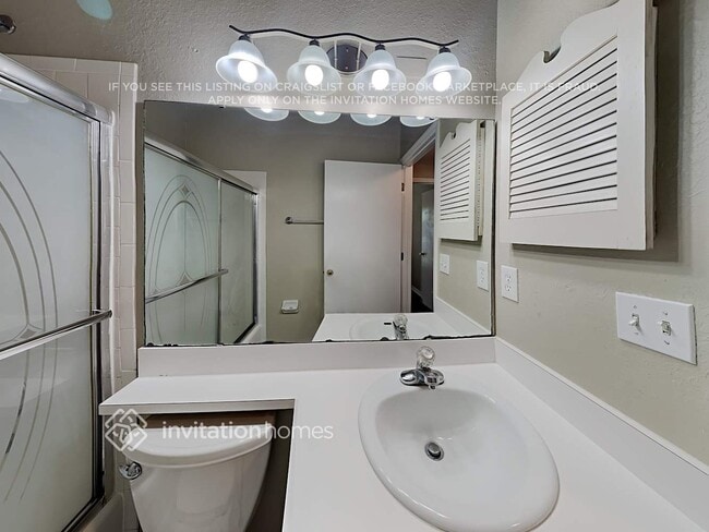 Building Photo - 6689 Shepherd Oaks St