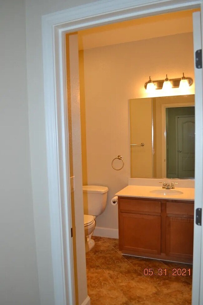 Building Photo - 40 Sturla Way