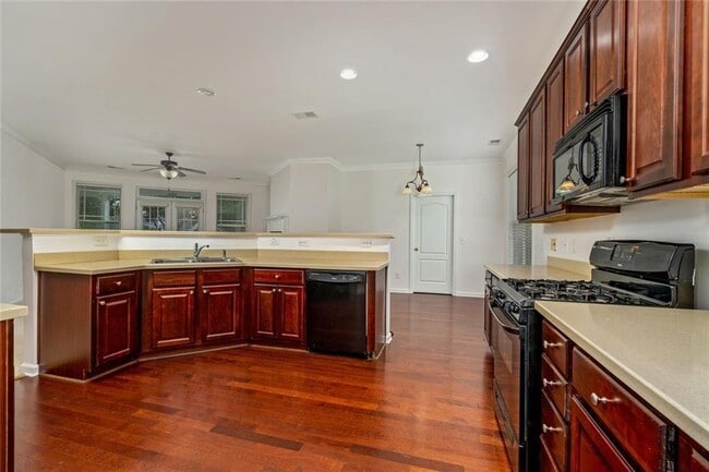 Building Photo - 210 Harmony Lake Dr