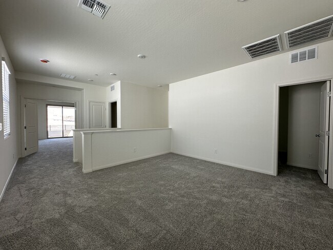 Building Photo - 11836 Black Canary Ave