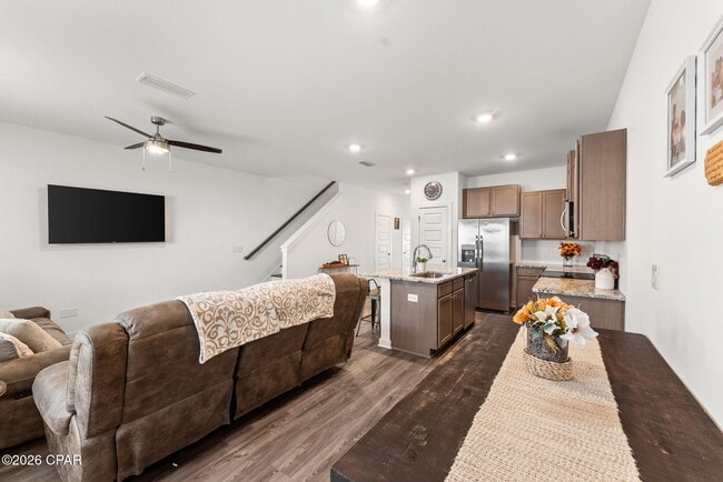 Building Photo - 5899 Tyndall Pl