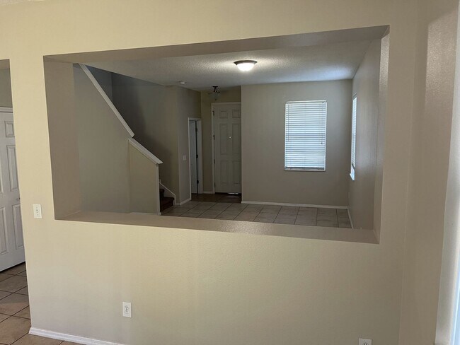 Building Photo - Single family home with lawncare included