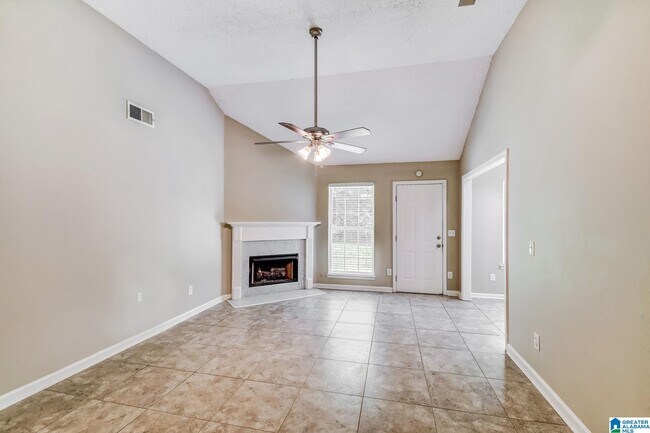 Building Photo - 224 Meriweather Ln