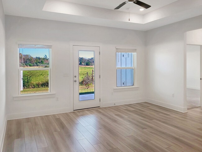 Building Photo - 9846 Weller Cv