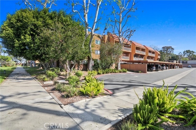 Building Photo - 6600 Warner Ave