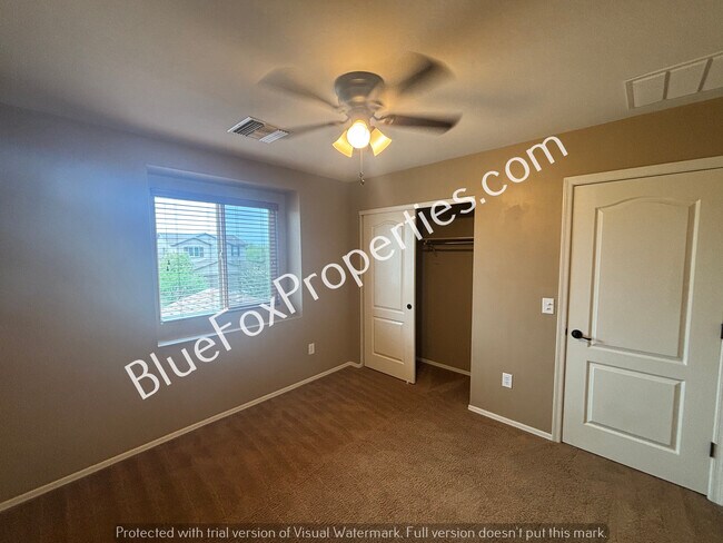 Building Photo - 6959 S Red Maids Dr