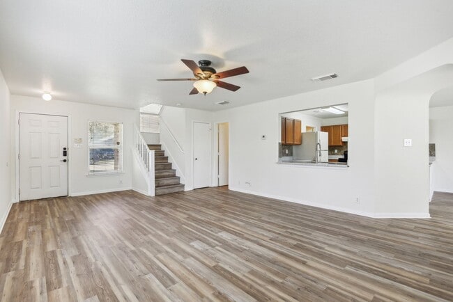 Building Photo - 16216 Ike Ln