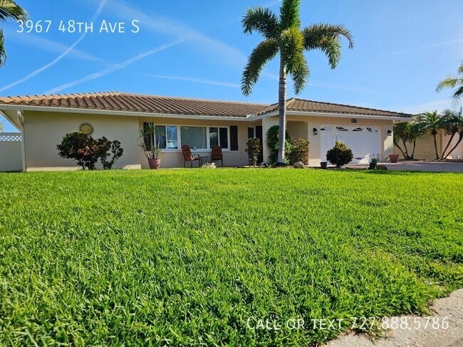 Building Photo - 3967 48th Ave S