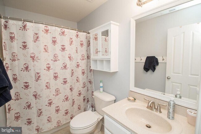 Building Photo - 24676 Broad Creek Dr