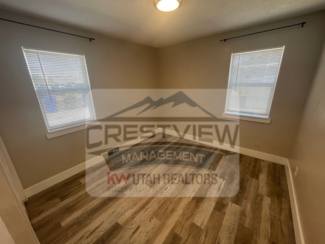 Building Photo - Claybourne Duplex