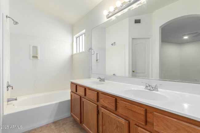 Building Photo - 100 N Bradley Dr