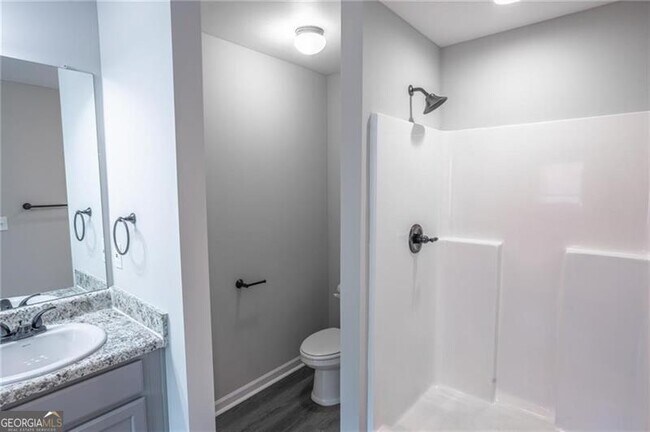 Building Photo - 6106 Oak Bend Ct