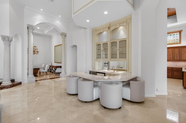 Building Photo - 331 Mizner Lake Estates Dr