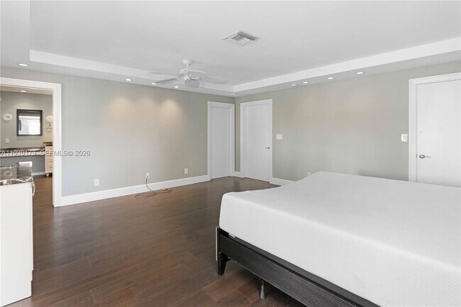 Building Photo - 1108 Washington St