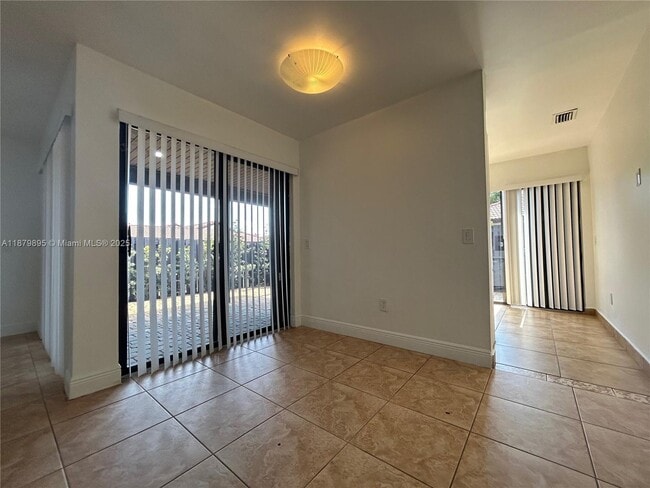 Building Photo - 14985 SW 48th Terrace